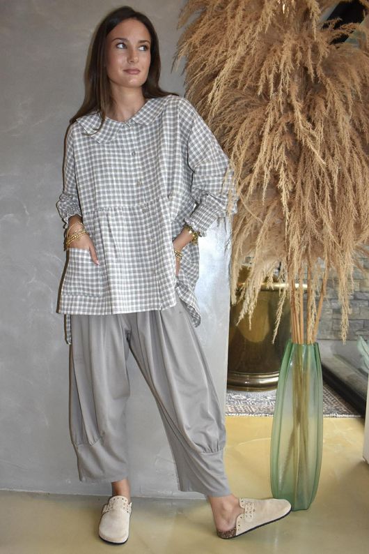 Jo Jo Quirky Classic Barrel Pant Mocha